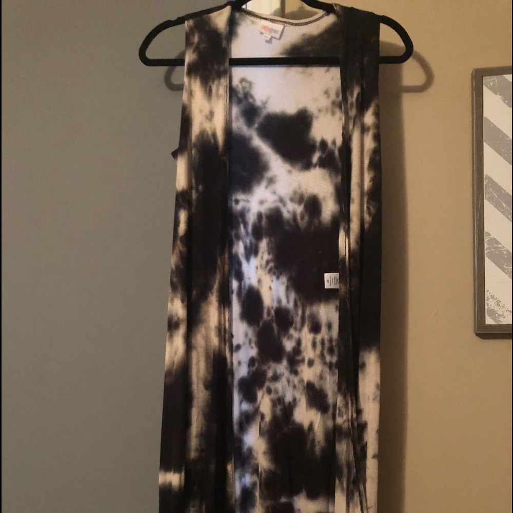 Lularoe tie dye Joy xs
